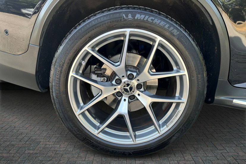 Mercedes-Benz GLC Class Glc220d Amg Line Premium Plus Coupe Black #4