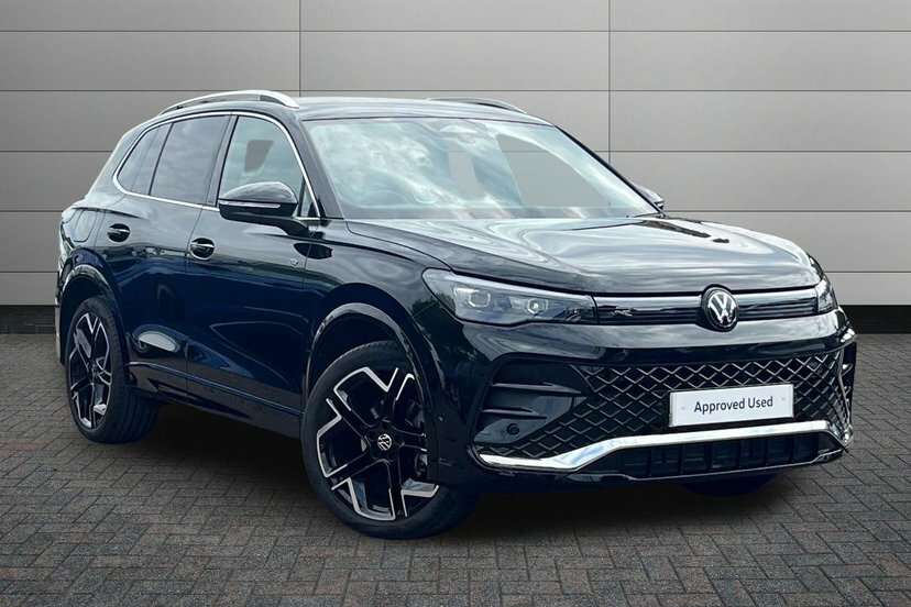 Volkswagen Tiguan 1.5 Etsi Mhev R-line Suv Hybrid Dsg 15 Black