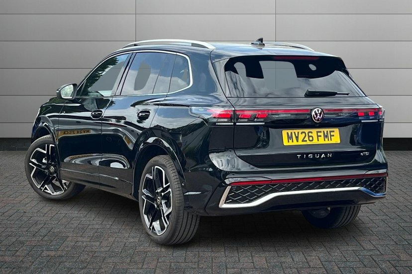 Volkswagen Tiguan 1.5 Etsi Mhev R-line Suv Hybrid Dsg 15 Black #3