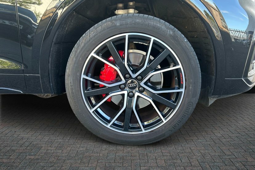 Audi Q5 2.0 Tfsi 45 Edition 1 Sportback S Troni Black #5