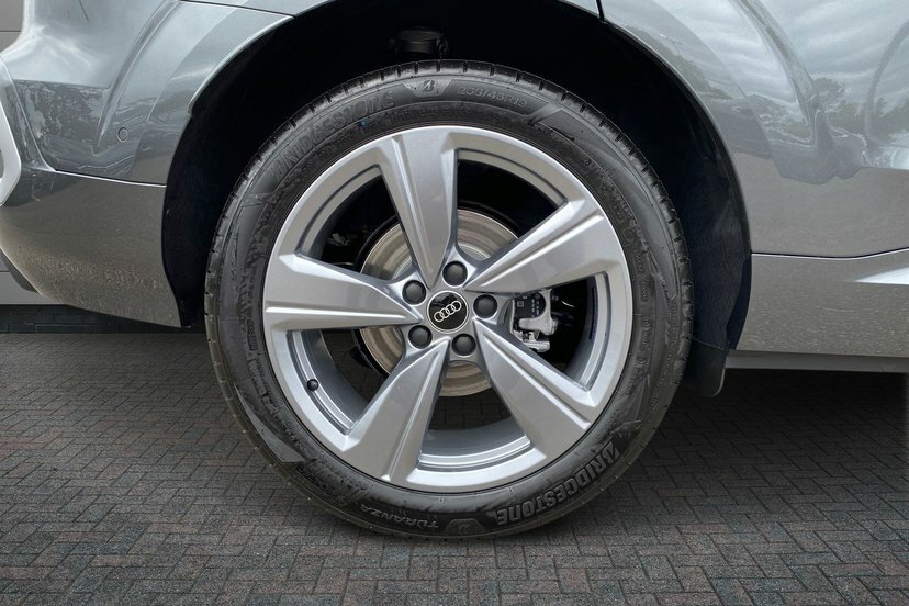 Audi Q3 1.5 Tfsi S Line Suv S Tronic 150 Ps Grey #5