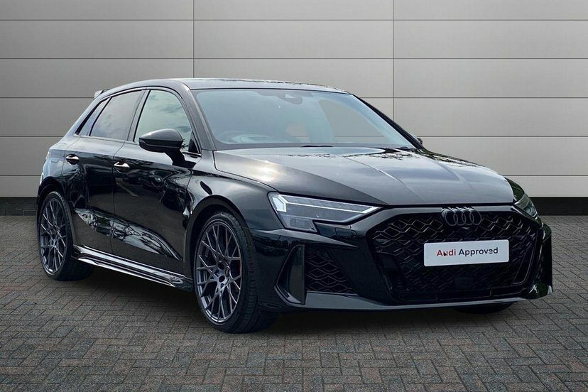 Audi RS3 2.5 Tfsi Carbon Black Sportback S Troni Black