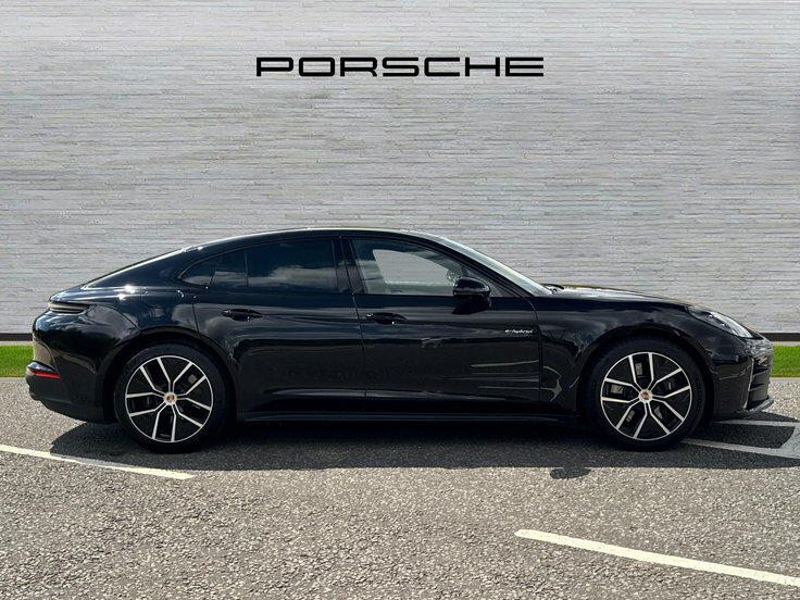 Porsche Panamera 2.9 V6 25.9Kwh 4 E-hybrid Saloon Plug-i RJ75ZFB Black #3