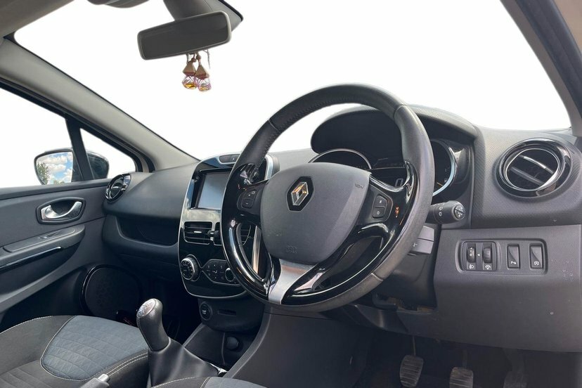 Renault Clio 1.5 Dci Dynamique S Nav Hatchback Manua White #6