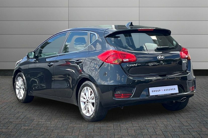 Kia Ceed 1.6 Crdi 2 Hatchback Dct 134 Bhp Black #3