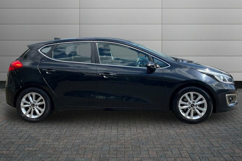 Kia Ceed 1.6 Crdi 2 Hatchback Dct 134 Bhp Black #4
