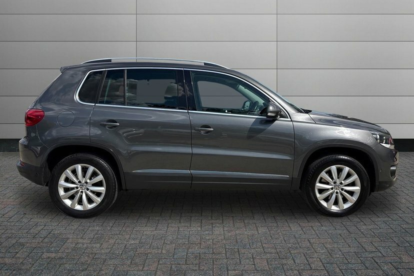 Volkswagen Tiguan 2.0 Tdi Bluemotion Tech Match Suv Dsg 4 Grey #4