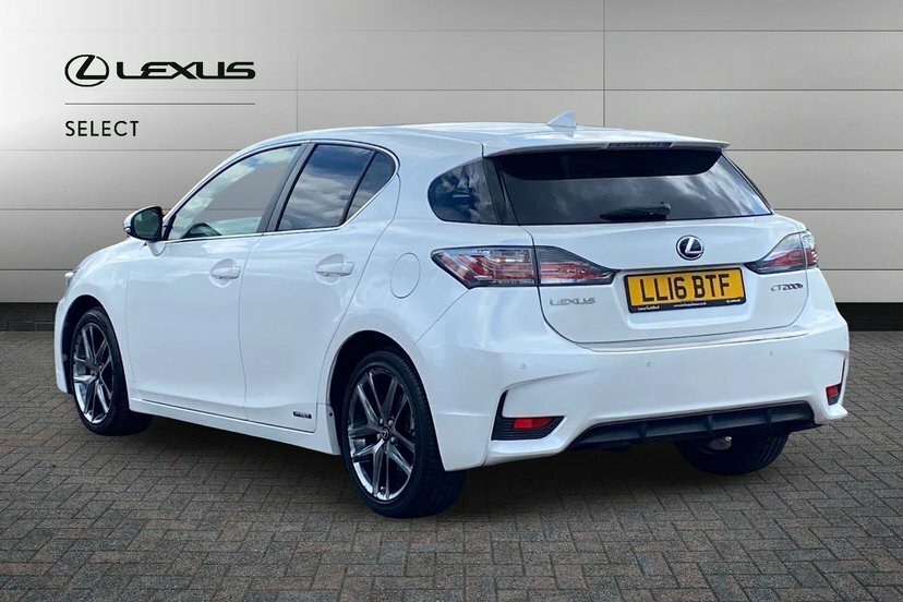 Lexus CT 1.8 200H Advance Plus Hatchback Hybrid White #3