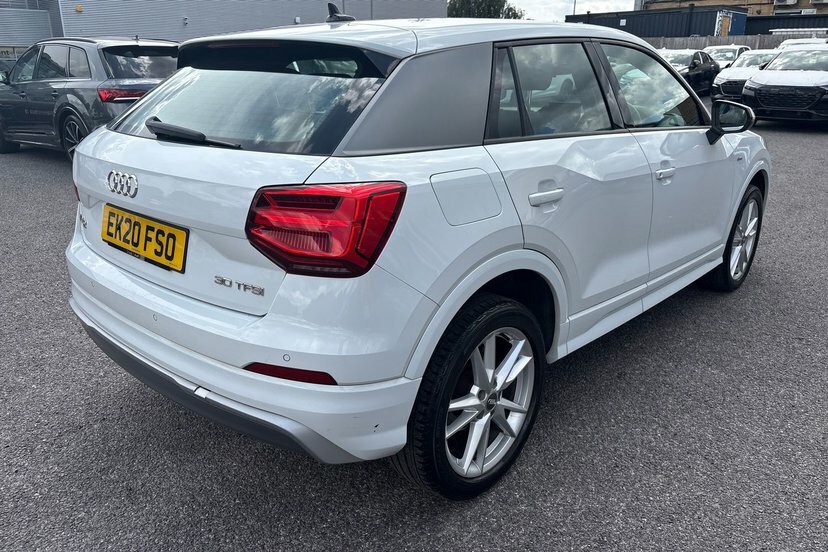 Audi Q2 Sport 35 Tfsi 150 Ps 6-Speed White #31