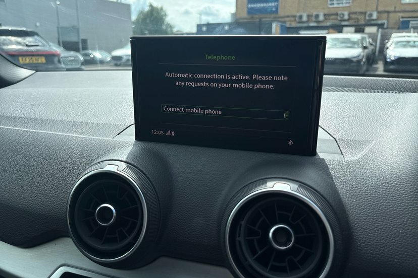 Audi Q2 Sport 35 Tfsi 150 Ps 6-Speed White #21