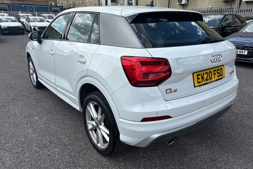 Audi Q2 Sport 35 Tfsi 150 Ps 6-Speed White #32
