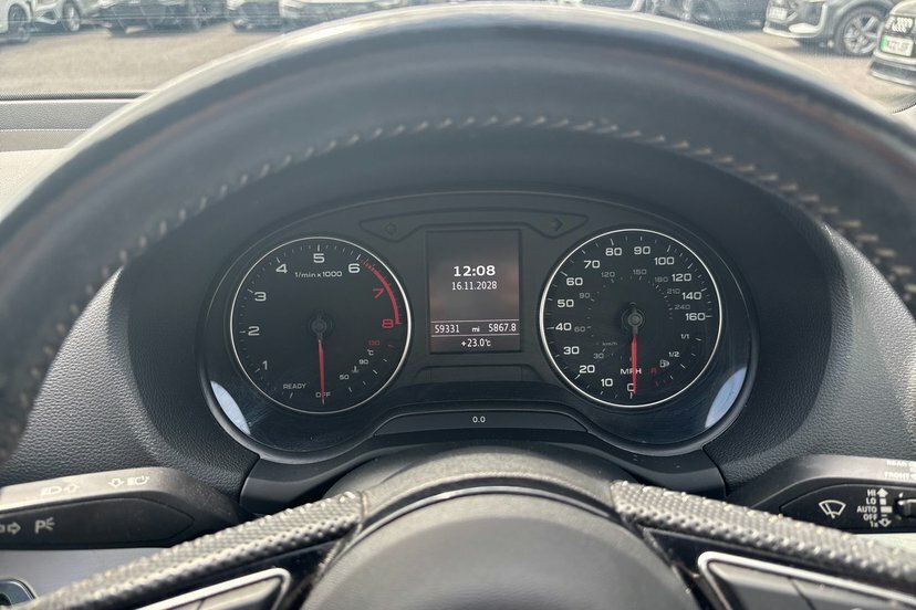 Audi Q2 Sport 35 Tfsi 150 Ps 6-Speed White #7
