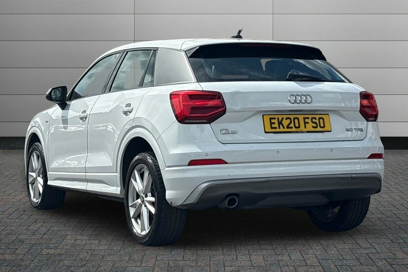 Audi Q2 1.0 Tfsi 30 S Line Suv 116 Ps White #3