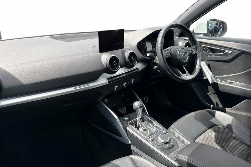 Audi Q2 2.0 Tfsi S Line Suv S Tronic Quattro 1 GU67OVE White #2