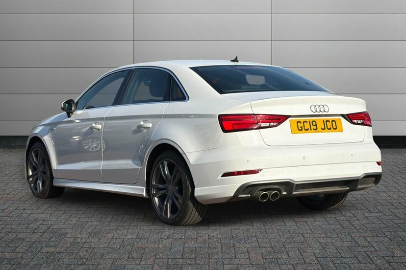 Audi A3 1.5 Tfsi Cod 35 S Line Saloon S Tronic GC19JCO White #3