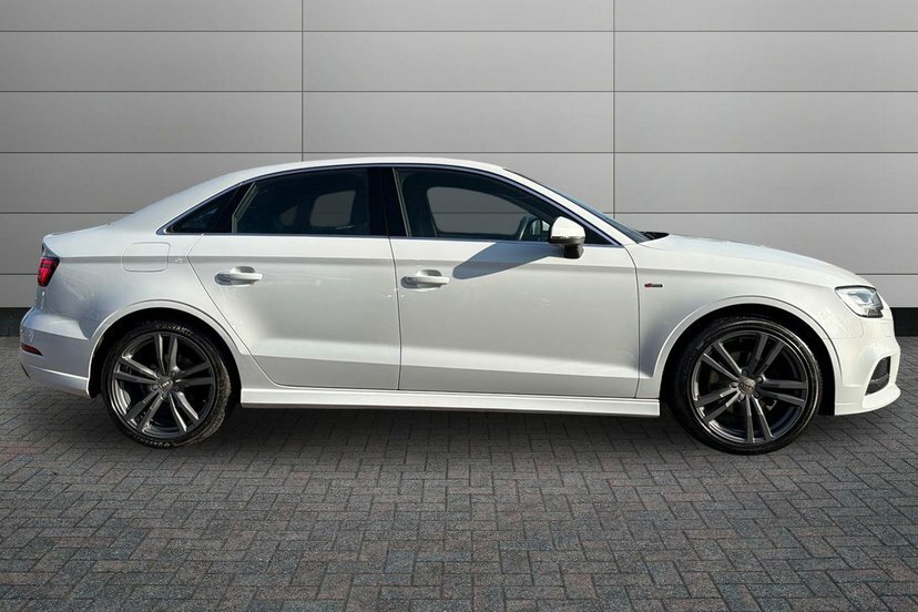 Audi A3 1.5 Tfsi Cod 35 S Line Saloon S Tronic GC19JCO White #4