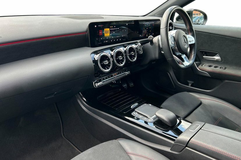 Mercedes-Benz A Class 1.3 A 180 Amg Line Executive 135 Bhp White #9