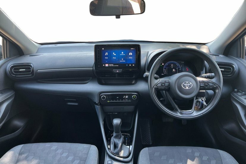 Toyota Yaris 1.5 Vvt-h Design Hatchback Hybrid E-cvt Blue #4