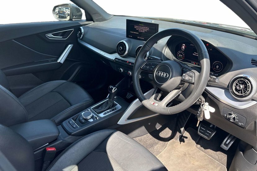 Audi Q2 1.5 Tfsi Cod 35 S Line Suv S Tronic 15 Grey #6