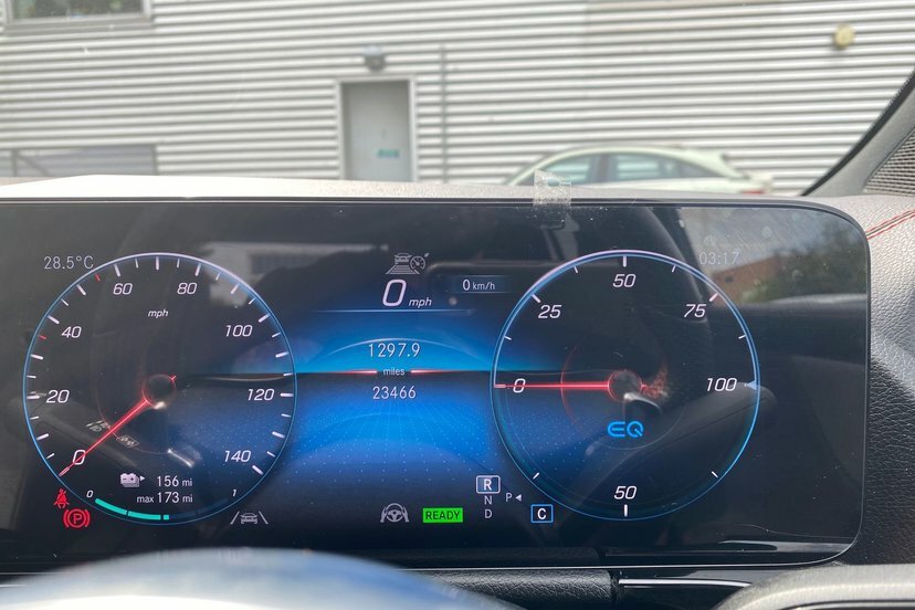 Mercedes-Benz EQA Eqa 250 70.5Kwh Amg Line Premium Suv Electr Blue #6