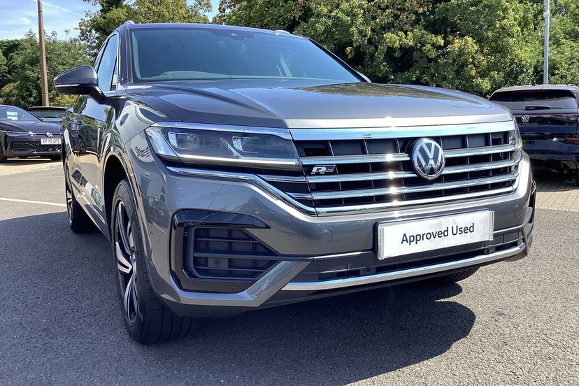 Volkswagen Touareg R-line Tech White #9