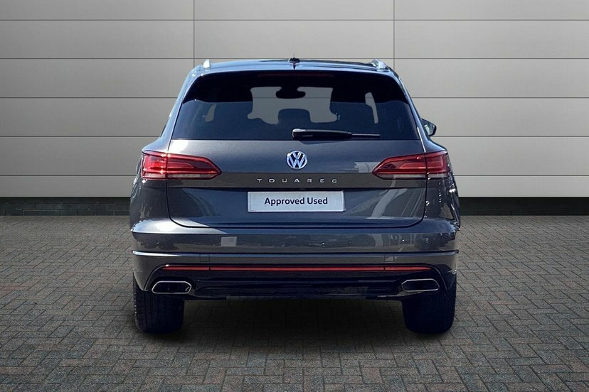 Volkswagen Touareg R-line Tech White #12