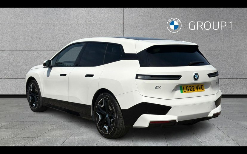 BMW iX 40 76.6Kwh M Sport Suv Xdrive 3 White #2