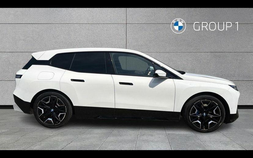 BMW iX 40 76.6Kwh M Sport Suv Xdrive 3 White #3