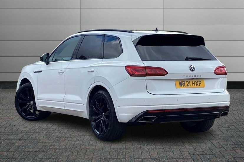 Volkswagen Touareg 3.0 Tdi V6 Black Edition Suv Tiptronic WR21HXP White #3
