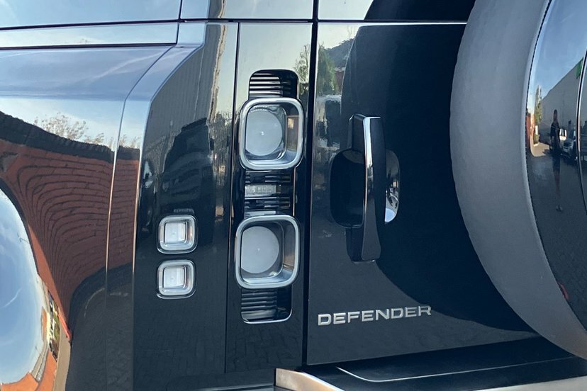 Land Rover Defender 90 Xs Edition Brown #18