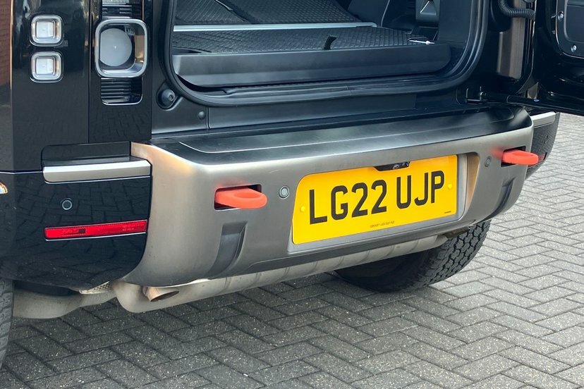 Land Rover Defender 90 Xs Edition Brown #45
