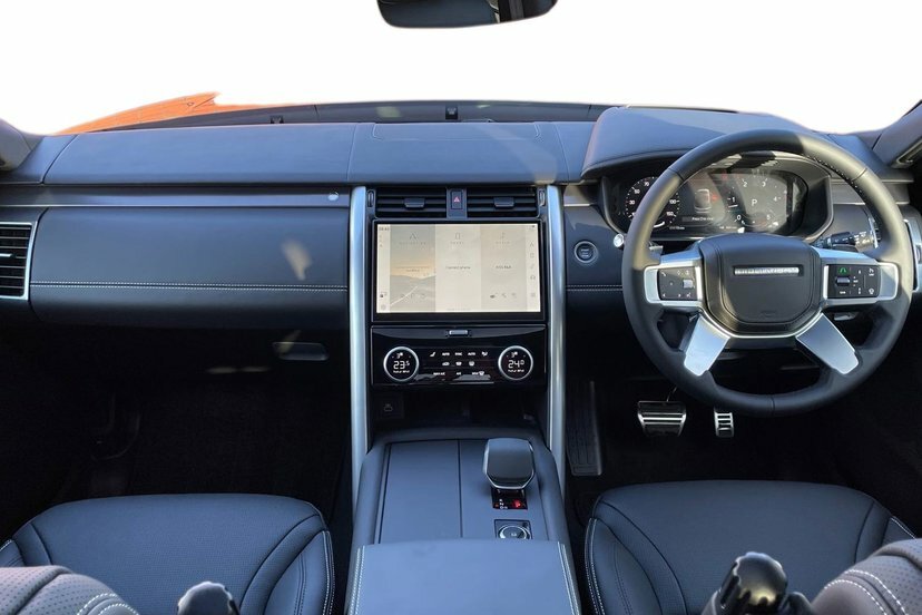 Land Rover Discovery 3.0 D350 Dynamic Se Station Wagon SV26OVO Black #9