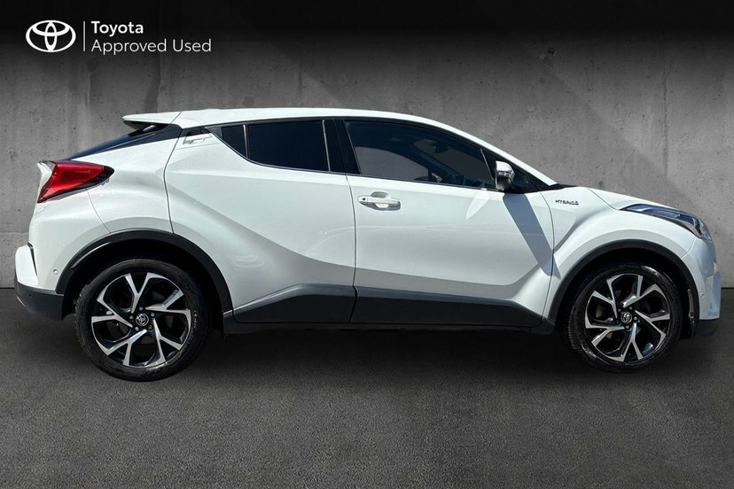 Toyota C-Hr 1.8L Icon White #16