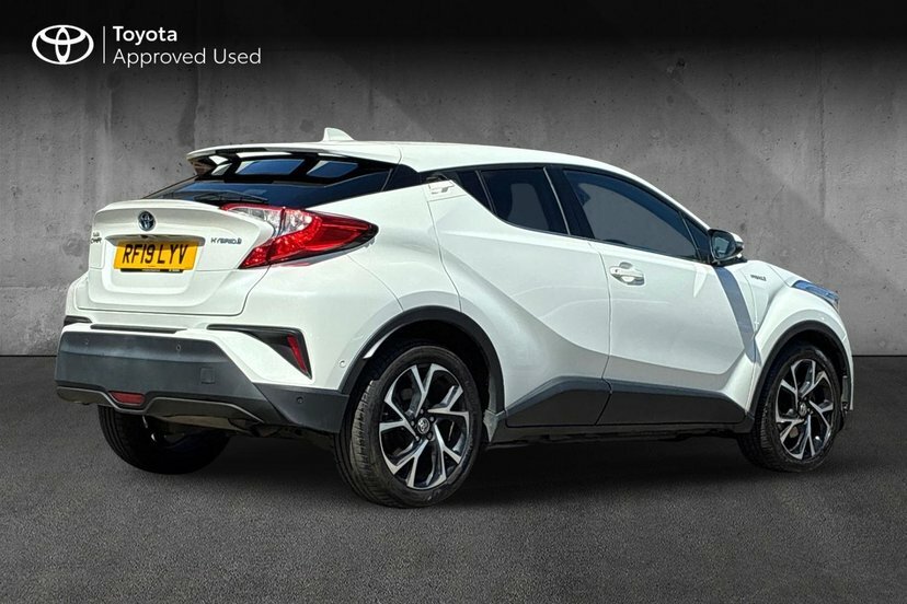 Toyota C-Hr 1.8 Vvt-h Design Suv Hybrid Cvt 122 Ps White #2