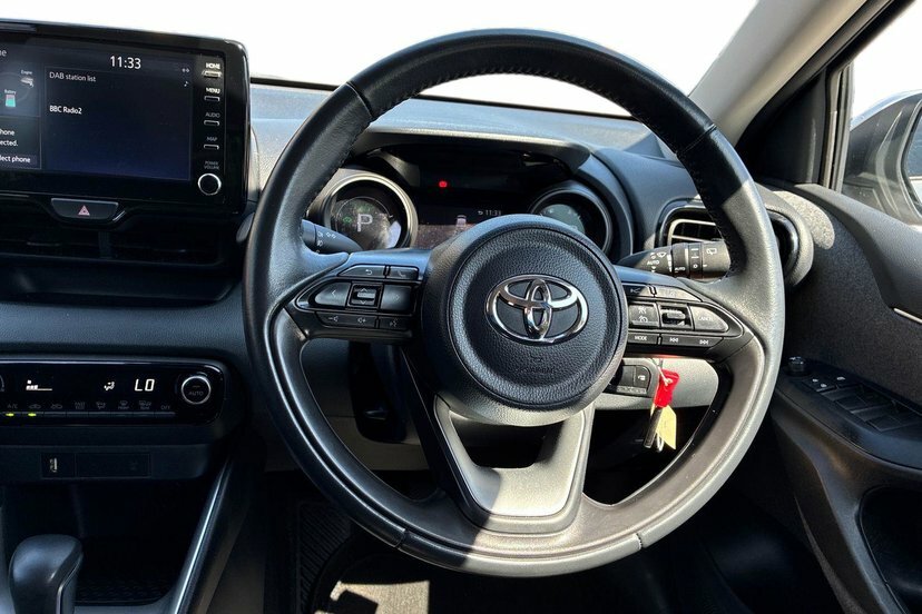 Toyota Yaris Design Red #8
