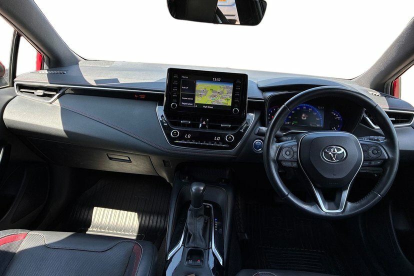 Toyota Corolla 1.8 Vvt-h Excel Hatchback Hybrid Cvt 1 #5