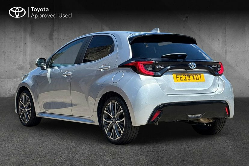 Toyota Yaris 1.5 Vvt-h Excel Hatchback Hybrid E-cvt FE23XDT Silver #4