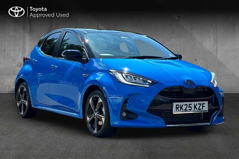 Toyota Yaris 1.5 Vvt-h Premiere Edition Hatchback Hy Black