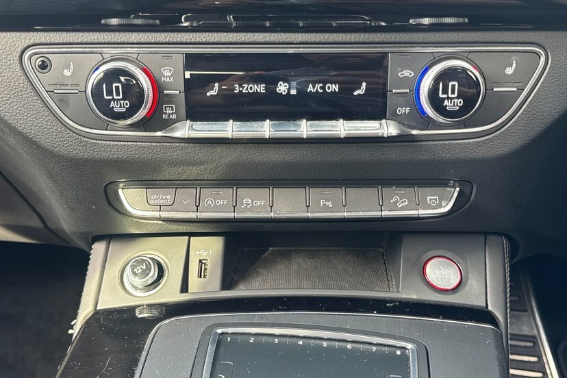Audi SQ5 3.0 Sq5 Tfsi Quattro 349 Bhp Black #22