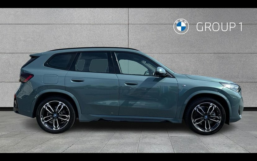 BMW iX1 Ix1 Xdrive30 M Sport Green #3
