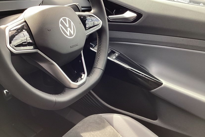 Volkswagen ID.4 210Kw Match Pro 77Kwh Black #22