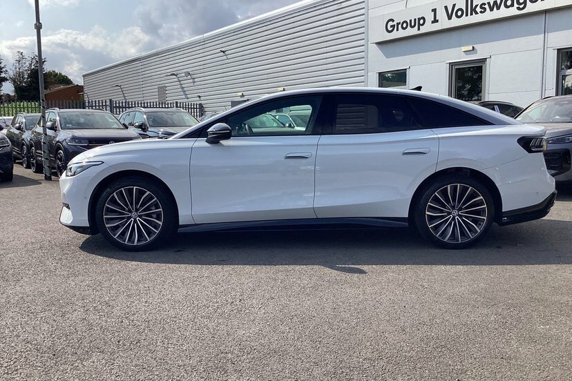 Volkswagen ID.7 210Kw Match Pro S Plus 86Kwh Black #14