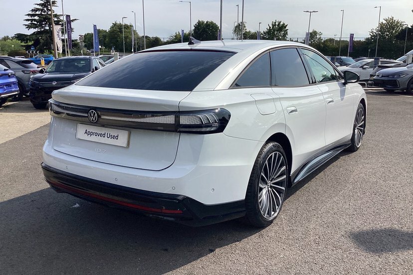Volkswagen ID.7 210Kw Match Pro S Plus 86Kwh Black #17