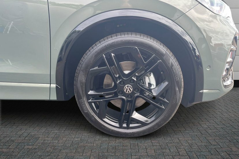 Volkswagen Tiguan 2.0 Tdi R-line Suv Dsg 150 Ps Green #5