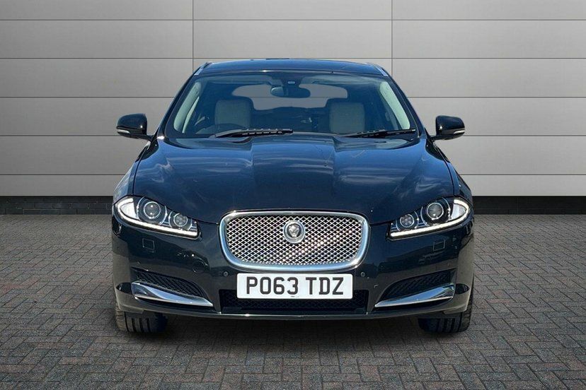 Jaguar XF 2.2D Sport Saloon White #7