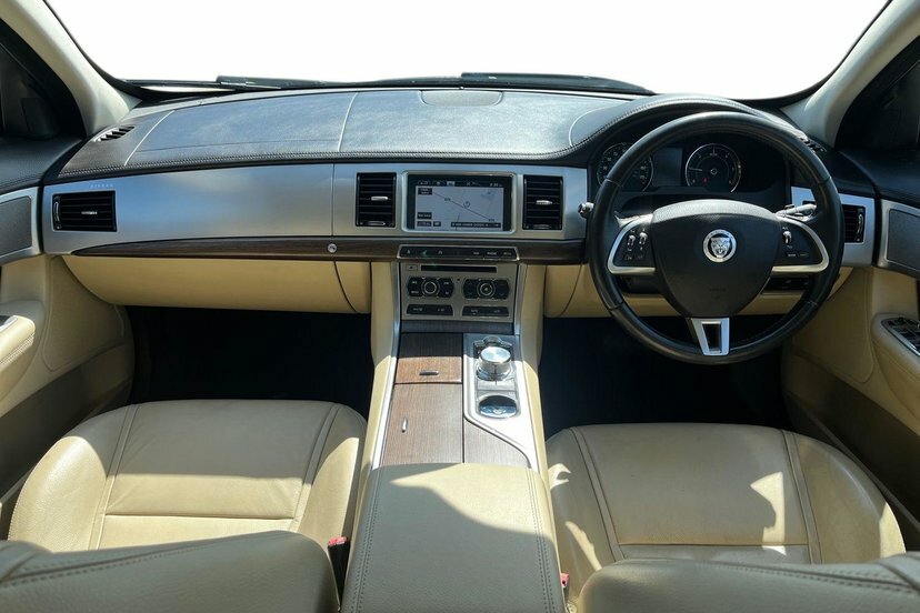 Jaguar XF 2.2D Luxury Sportbrake Euro 5  #6