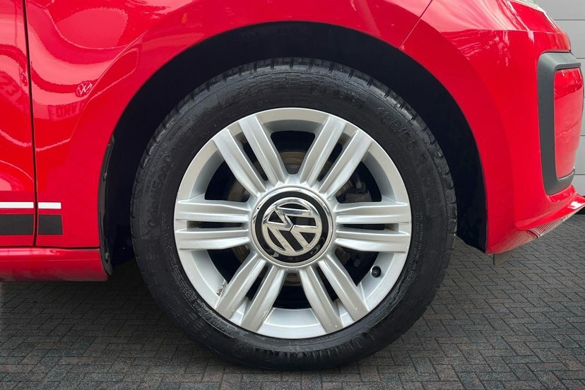 Volkswagen Up 1.0 Up Beats Hatchback 60 Ps Red #5