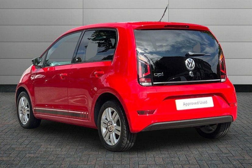 Volkswagen Up 1.0 Up Beats Hatchback 60 Ps Red #3