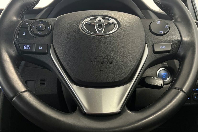 Toyota Auris 1.8 Excel Vvt-i 99 Bhp White #20