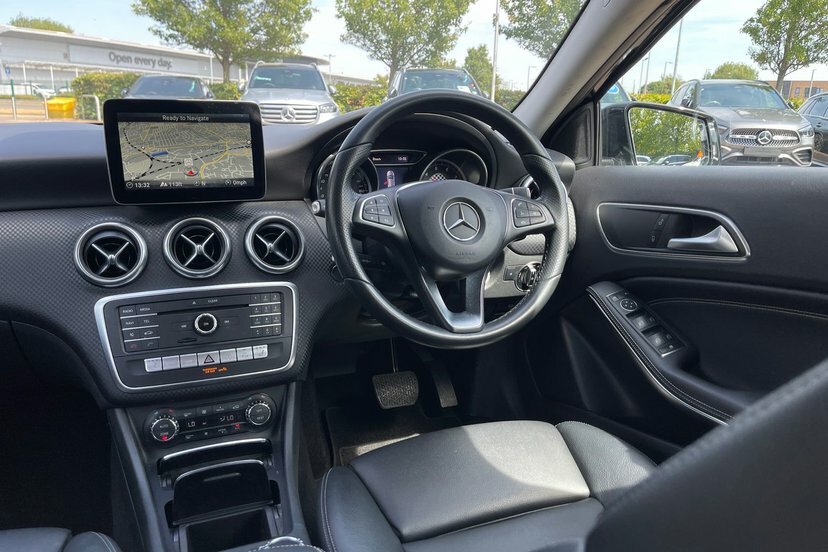 Mercedes-Benz A Class 2.1 A200d Amg Line Premium Plus Euro 6 Ss Grey #33